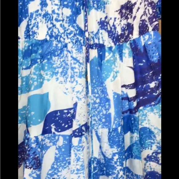 Cobalt Blue Floral On or Off-Shoulder Maxi Dress - Picture 4 of 7